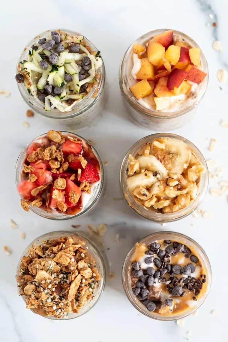 See how to make overnight oats 6 different ways! These easy overnight oats recipes are healthy, full of flavor & perfect for busy mornings. 6 Easy Overnight Oats Recipes